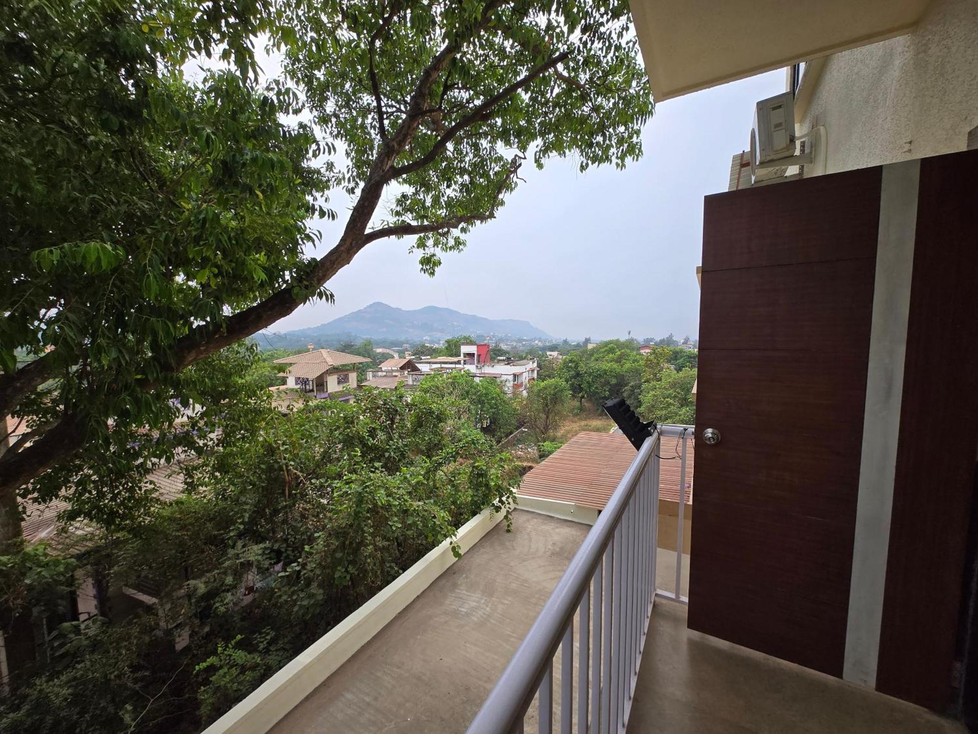 Hill View Hotel By Bil Lonavala Esterno foto